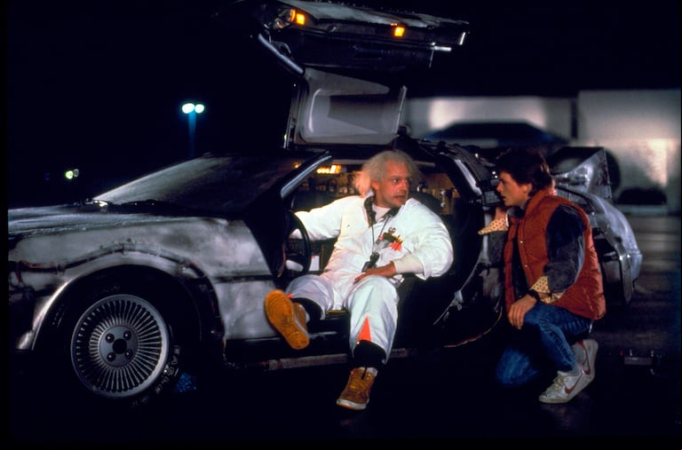 La más épica e icónica máquina del tiempo de la historia del cine: el DeLorean. (Foto: AP)