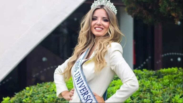 La periodista rosarina es una de las candidatas nacionales a Miss Universo Argentina. (Foto: Instagram/anabellacesarini)