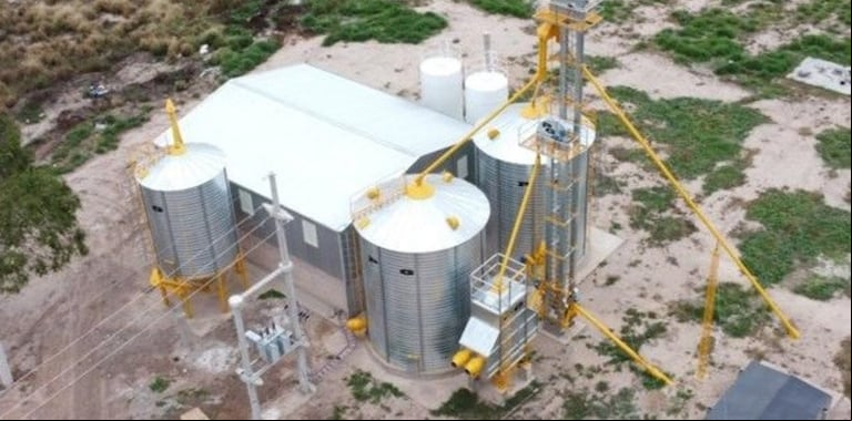 La planta fue trasladada a Chaco luego de que REFSA, la empresa estatal de energía, se negara a realizar la conexión en Formosa.(Foto: Clarín).