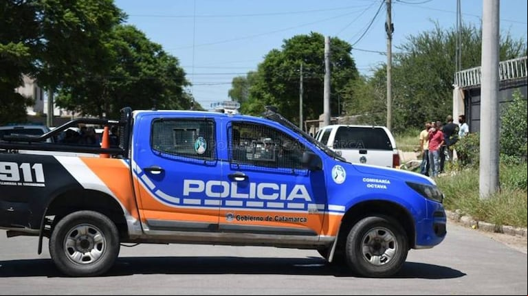 La Policía intervino en el caso luego de que el personal de salud alertara por la preocupante situación. (Foto: Policía de Catamarca)