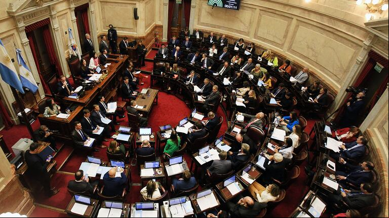 La sesión en el Senado de debate de los pliegos de Ariel Lijo y Manuel García-Mansilla para la Corte Suprema está prevista para las 14.00. (Foto: NA - Damián Dopacio)