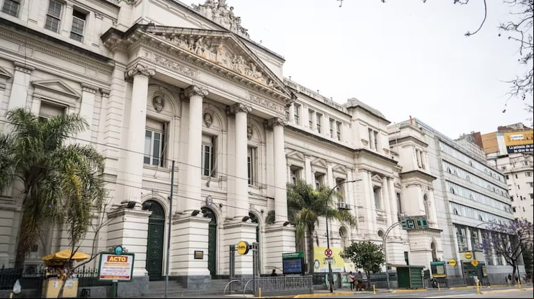 La UBA ofrece asesoramiento contable gratuito para la comunidad (Foto: UBA)