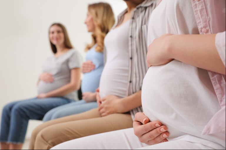 La vacunación es para mujeres embarazadas. (Foto: Adobe Stock)