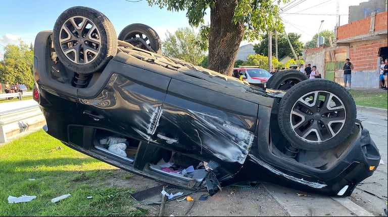 Ladrones robaron una casa en Tigre, escaparon con la camioneta de la familia y atropellaron a una mujer que estaba con su beba de 11 meses en brazos. (Foto: TN).