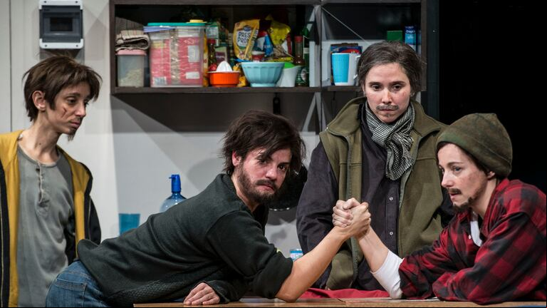 Las actrices de "Petróleo" retoman -afortunadamente- sus funciones en el San Martín.