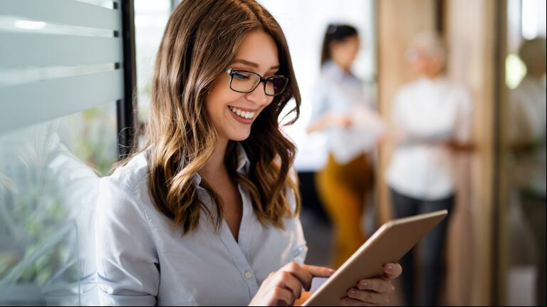 Las claves y estrategias para enviar por internet y de manera segura archivos confidenciales. (Foto: AdobeStock)