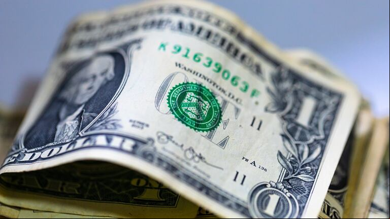 Las cotizaciones minuto a minuto del dólar oficial, el blue, el MEP, el CCL, el Cripto y el mayorista de este 18 de marzo. (Foto: Adobe Stock)