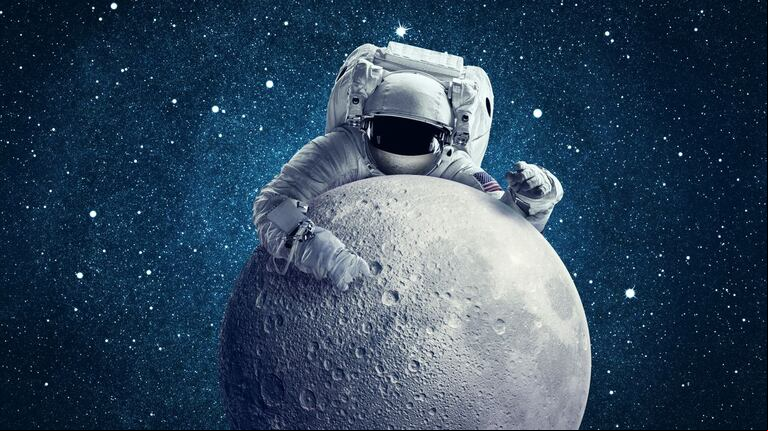 Las cuevas en la Luna abren nuevas líneas en los planes previstos para llegar con humanos al satélite de la Tierra. (Foto: Adobe Stock)
