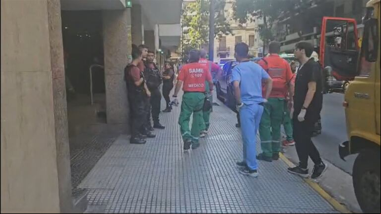 Las llamas afectaron principalmente una habitación, que alcanzaron a quemar la cama y el colchón. (Foto: TN)