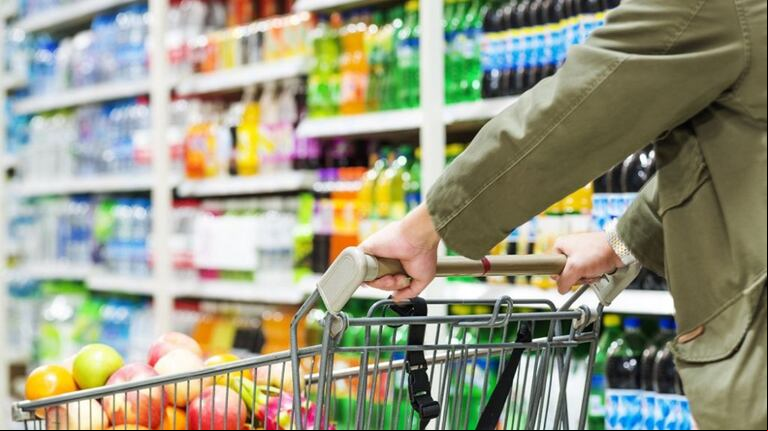 Las peores horas para ir al supermercado son entre las 17 y las 19 horas. (Foto: NA)