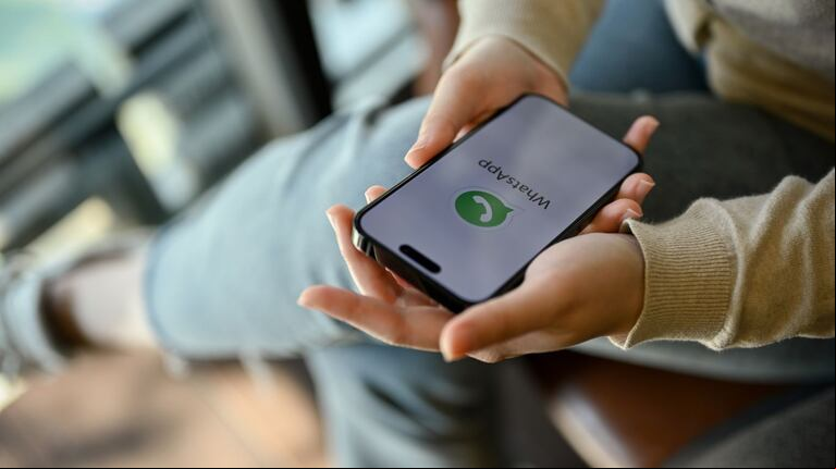 Las videollamadas en WhatsApp reciben cambios que apuntan a la personalización y a la diversión. (Foto: Adobe Stock)