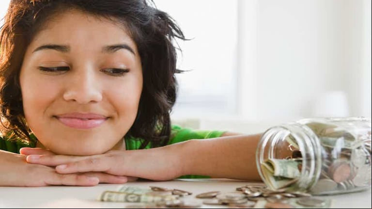 Los jóvenes y la plata en la era de las apuestas online: la educación financiera como clave. (Foto ilustrativa / AdobeStock)