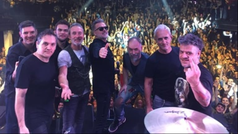 Los Pericos, luego de un exitoso show (Foto: "Una historia de amigos: La mirada de Ariel Topo Raiman").