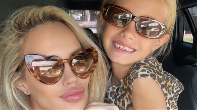 Luciana y Matilda Salazar volvieron a combinar sus looks. (Foto: Instagram/@lovingmatilda).