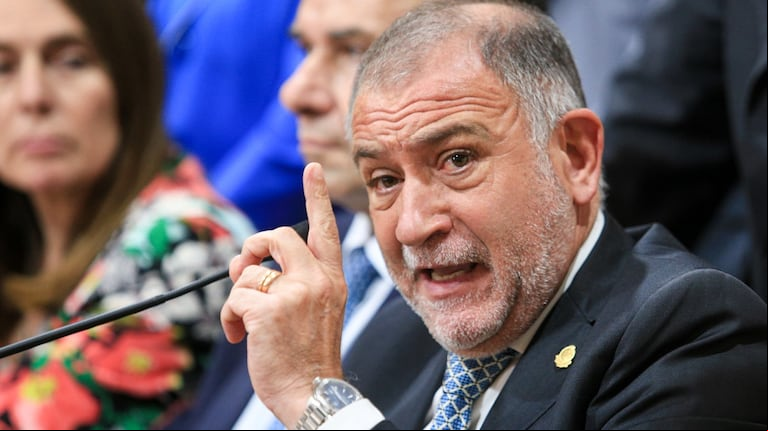 Luis Juez habló sobre la situación de García-Mansilla tras el revés que sufrió en el Senado. (Foto: NA/ DAMIAN DOPACIO)