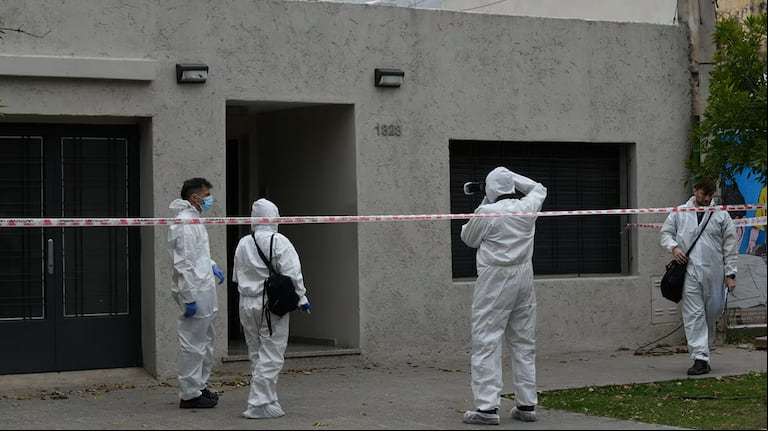 Macabro hallazgo en Córdoba: encontraron a una mujer muerta en un armario y detuvieron al hijo. (Foto: Gentileza La Voz / Ramiro Pereyra)