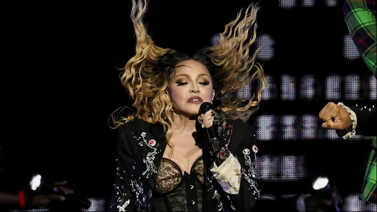 Madonna en el histórico show que brindó en Río de Janeiro (Foto: REUTERS/Pilar Olivares).