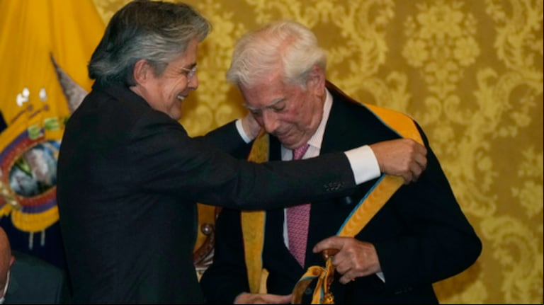 Mario Vargas Llosa: reacciones de Latinoamérica tras la partida del Nobel peruano. (Foto: AP/Dolores Ochoa).