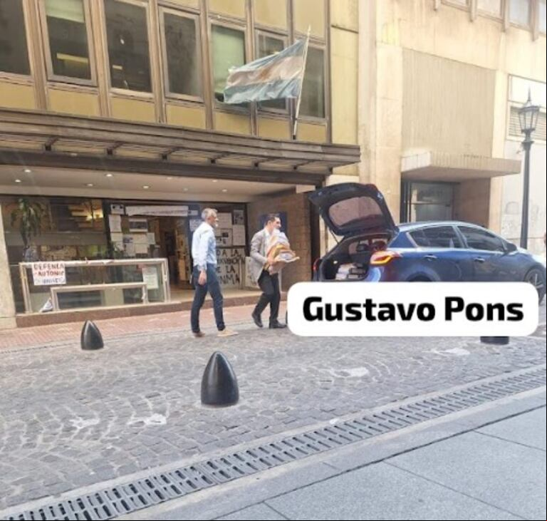 Más imágenes del supuesto robo en la Universidad Nacional Madres de Plaza de Mayo. Foto: TN.