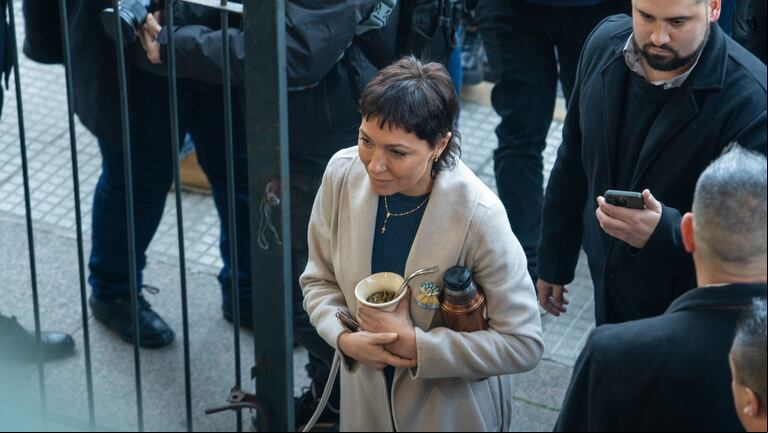 Mayra Mendoza se presentaba en los supermercados para intimidar a los dueños y obligarlos a bajar los precios. (Foto: TN/Agustina Ribó).