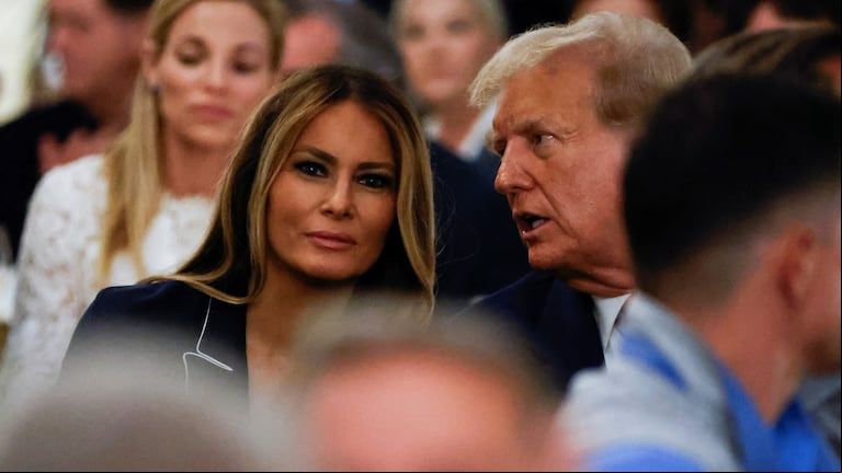 Melania Trump, esposa de Donald Trump, cumple 54 años. Foto: REUTERS/Marco Bello