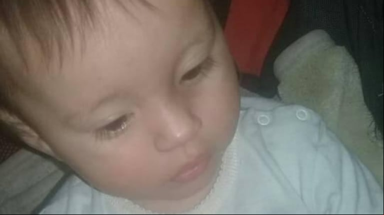 Milena, de dos años, fue asesinada en enero de 2023 en la casa de su mamá en Merlo. (Foto: Facebook / @FrancoSenaa).