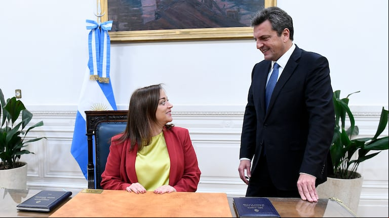 Moreau afronta el desafío de buscar consensos para aprobar el Presupuesto 2023. (Foto: NA)