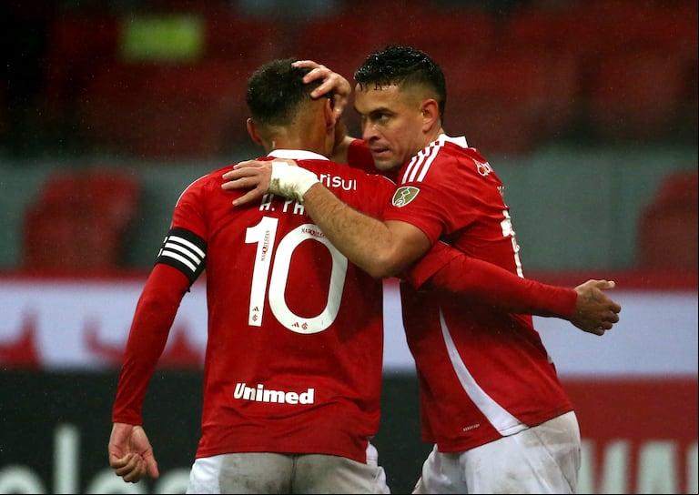 Nacional vs A. Nacional por la fase de grupos de la Copa Libertadores del 2025.