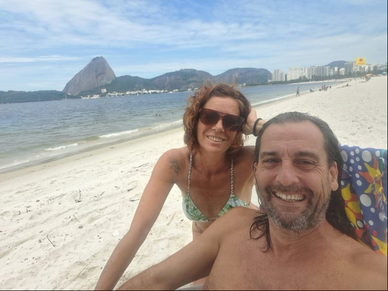 Nelson y Cristina dejaron todo y se mudaron a Brasil. Ahora viven en Río de Janeiro. (Foto: gentileza Nelson Acosta García)
