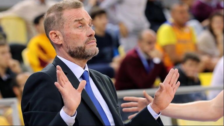 Néstor Che García dejó de ser el DT de la Selección argentina de básquet (EFE, Elvira Urquijo A).