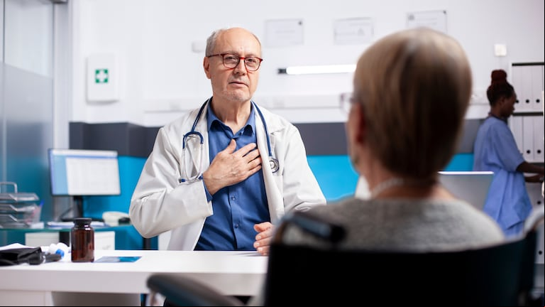 Ni dieta ni correr: el método infalible para reducir el exceso de grasa corporal, según un cardiólogo (Foto: Freepik).