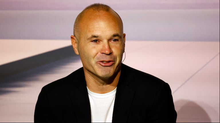 Ni Maradona ni Pelé: este es el mejor futbolista de la historia, según Andrés Iniesta (Foto: REUTERS/Albert Gea).