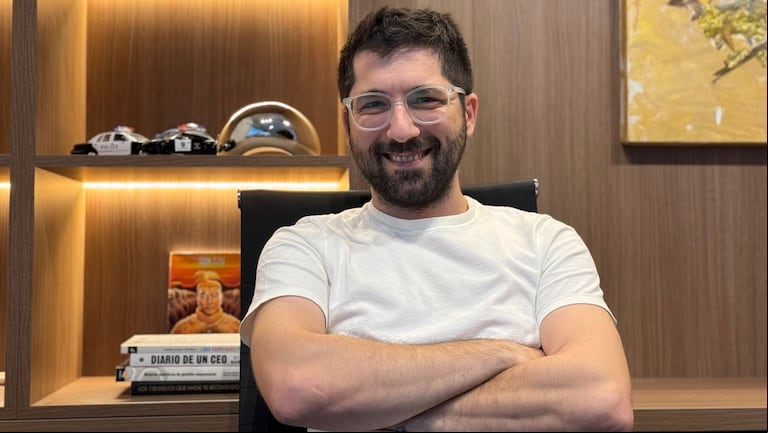 Nicolás Pstyga tiene 32 años y los gobiernos lo contratan para mejorar sus gestiones. (Foto gentileza Nicolás Pstyga).