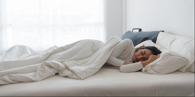 Para combatir el insomnio, hay que mantener un equilibrio nutricional en la dieta.(Foto: Adobe Stock)
