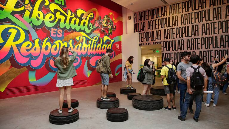 Parte de la muestra Mural Viral (Foto: prensa CCR).