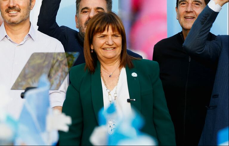 Patricia Bullrich cerró su campaña junto a Macri y Larreta: “Las ideas de Milei son malas y peligrosas” (Foto: REUTERS/Martin Cossarini).
