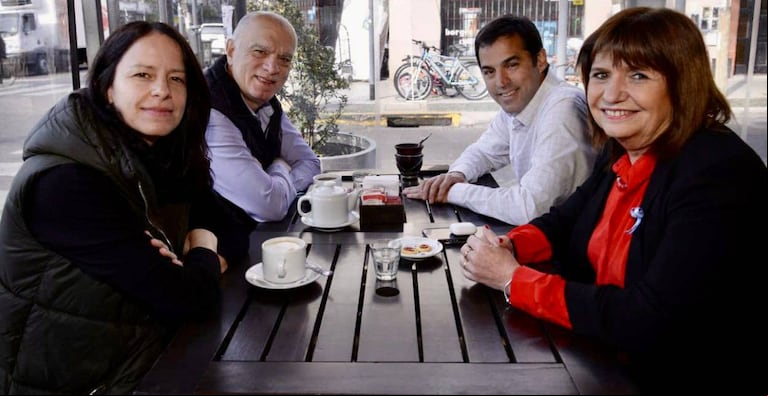 Patricia Bullrich se mostró con Ramón Lanús, Néstor Grindetti y Soledad Martínez en Vicente López (Foto: prensa Soledad Martínez).
