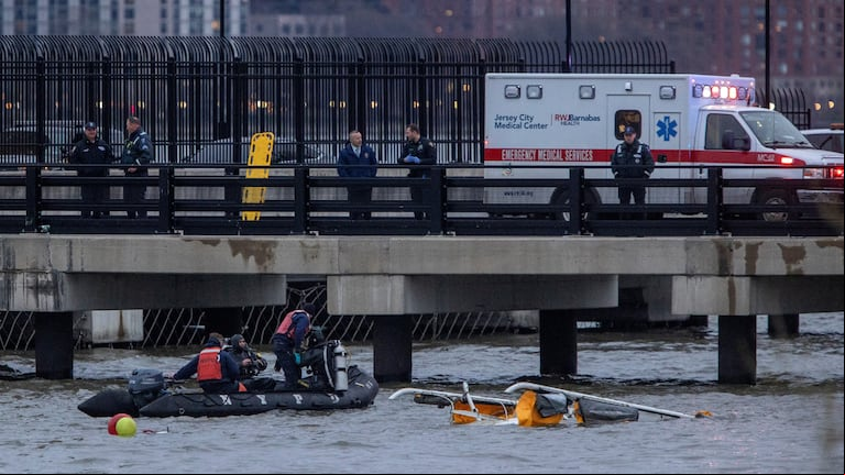 Por lo ocurrido en el río Hudson, murieron seis personas. (Foto: EFE/ Angel Colmenares)