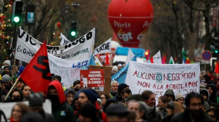 Por qué los ses rechazan la reforma en las pensiones (Foto: Reuters/Eric Gaillard).