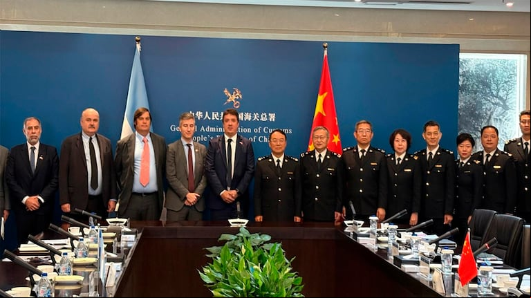 Reunión entre autoridades de China y Argentina. (Foto: Clarín) 