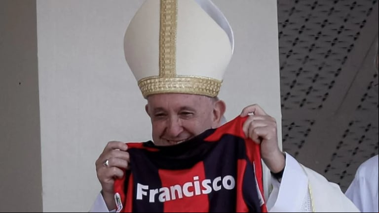San Lorenzo recordará al papa con una camiseta especial ante Rosario Central (Foto: IG@SanLorenzo)
