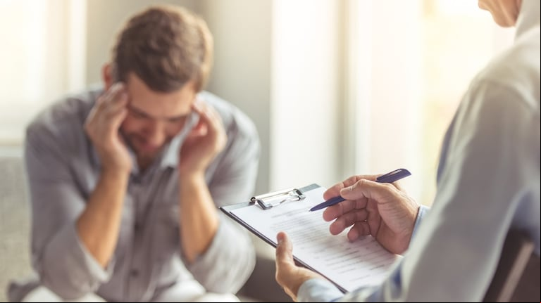 Según especialistas, en el último tiempo se incrementaron las consultas por problemas de salud mental. (Foto: Adobe Stock)