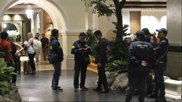Seis personas fueron encontradas sin vida en la habitación de un lujoso hotel. (Foto: Albert Estapé Vilà / AP)