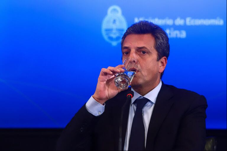 Sergio Massa durante su primera conferencia como ministro de Economía.