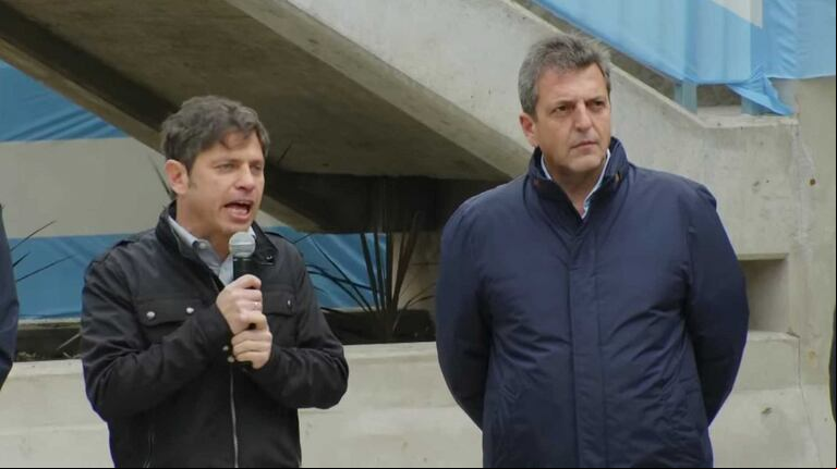 Sergio Massa se mostró con Axel Kicillof y alertó que, si gana la oposición, “el tren va a valer $1100. (Foto: captura de pantalla)