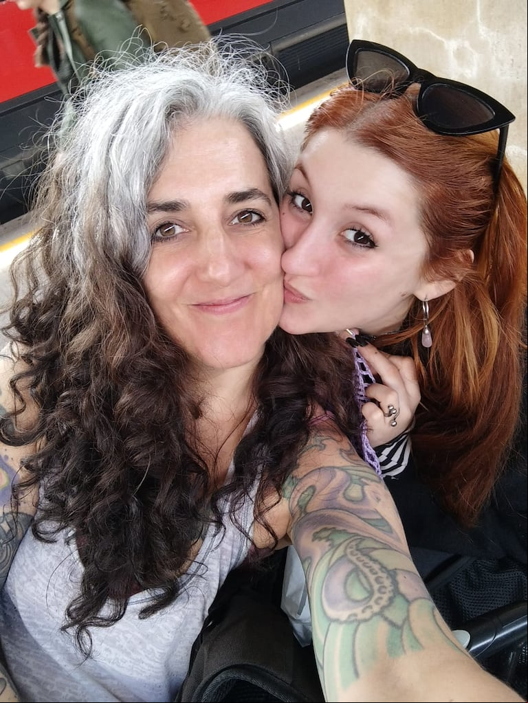 Shiksa y Sofía tienen una relación poliamorosa liberal: “No hay límites en nuestra pareja. La única condición es no mentirnos". (Foto: Gentileza Shiksa)