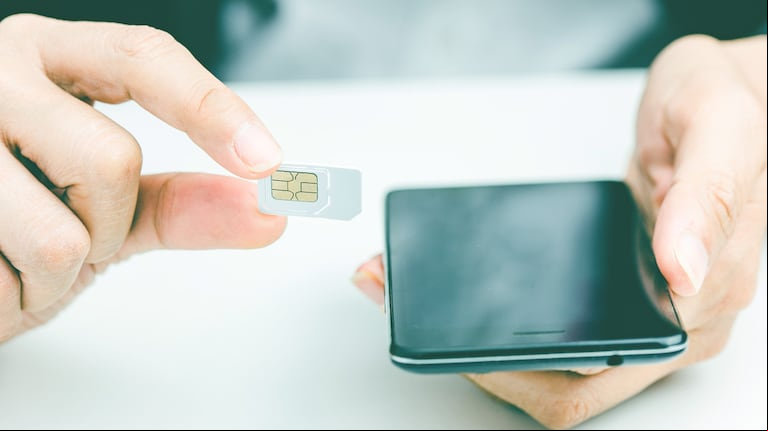 SIM swapping: cómo funciona la estafa que roba o secuestra una línea de teléfono