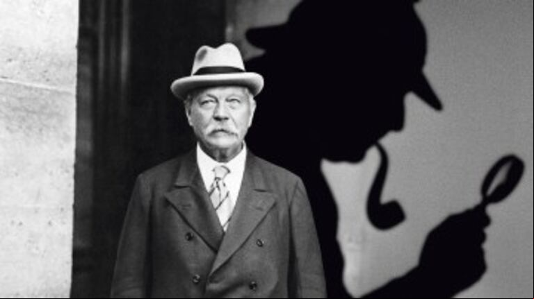 Sir Arthur Conan Doyle, creador de Sherlock Holmes.