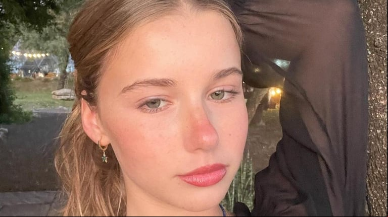 Taína Gravier se sumó al furor por las caps. (Foto: Instagram/@tainagravier)