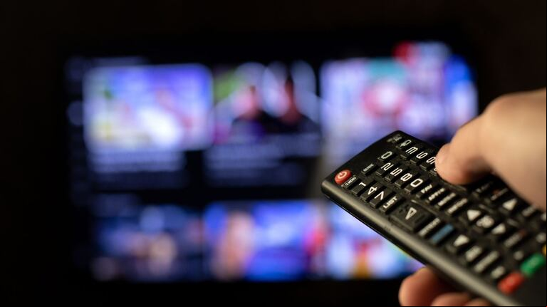 Televisores gigantes: estos son los 4 Smart TV de 55 pulgadas más baratos del mes. (Foto: Adobe Stock)